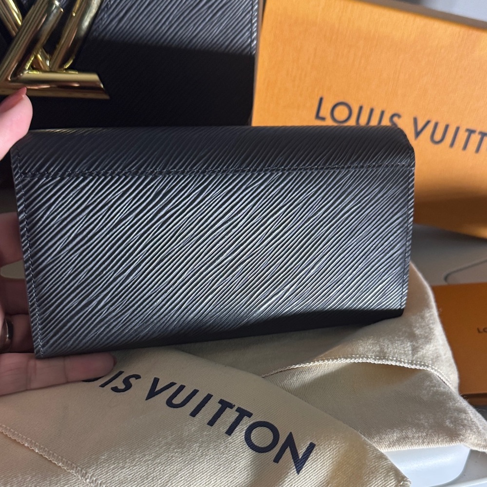 Louis Vuitton Black EPI Twist with Gold Accents and Matching Wallet- - Picture 5 of 16